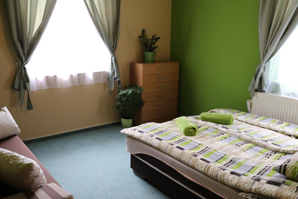 Vadviraghaz Apartman Palkonya Kültér fotó